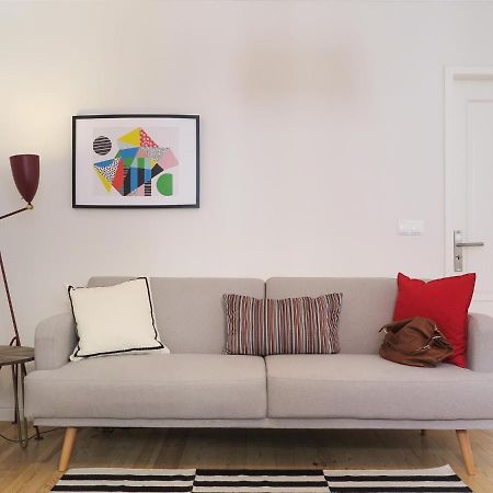 Historic Alfama Apt With Modern Style Lisboa Екстериор снимка